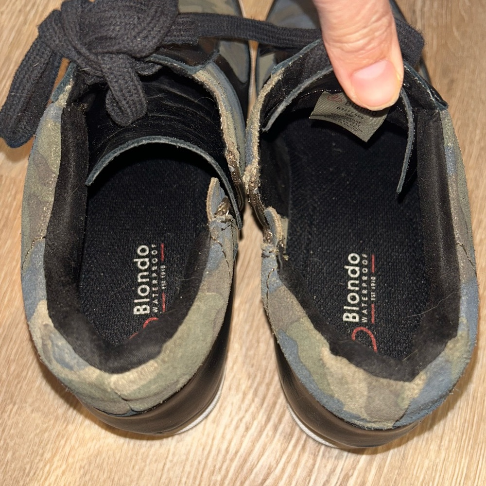 Blondo Waterproof Camo & Leather Sneakers - Picture 4 of 11